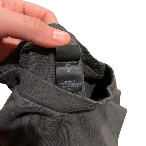 Twenty One Pilots Trench Poisonous Vibrations Car T-Shirt Men’s XS - Picture 4 of 4